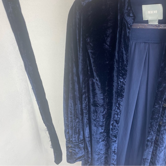Mauve velvet button front blouse - Picture 10 of 14